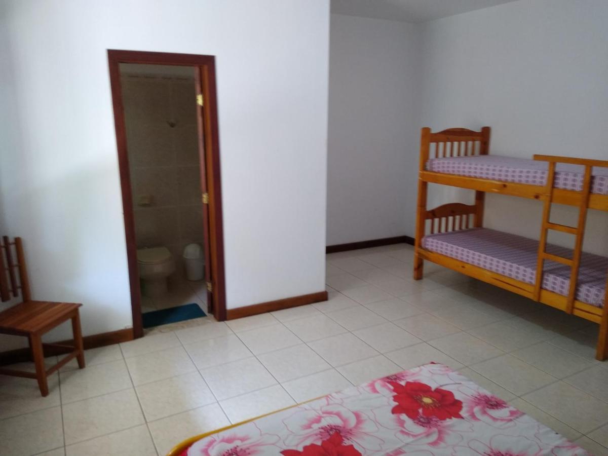Casa Beira-Mar 10Pessoas 3 Suites Terreo - A Unica Realmente "Pe Na Areia" C Wifi Caraguatatuba Dış mekan fotoğraf